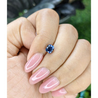 0.93 Ct. Blue Sapphire from Tanzania Life Style