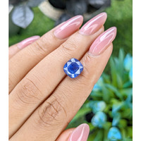 4.59 Ct. Blue Sapphire from Tanzania Life Style