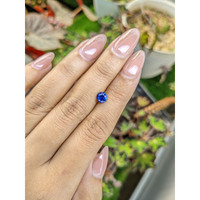 0.93 Ct. Blue Sapphire from Ceylon (Sri Lanka) Life Style