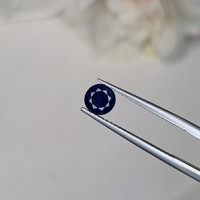 0.96 Ct. Blue Sapphire from Ceylon (Sri Lanka) Life Style