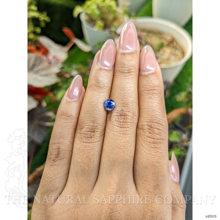 1.09 Ct. Blue Sapphire from Ceylon (Sri Lanka)