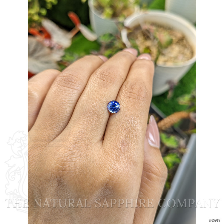 1.09 Ct. Blue Sapphire from Ceylon (Sri Lanka)