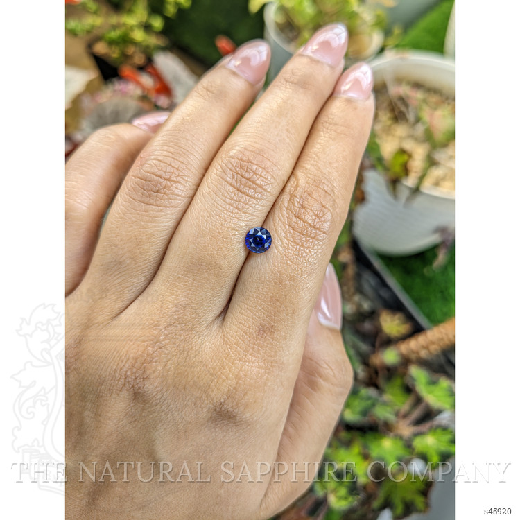 1.04 Ct. Blue Sapphire from Ceylon (Sri Lanka)