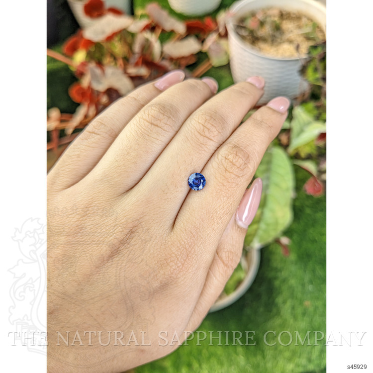 0.85 Ct. Blue Sapphire from Ceylon (Sri Lanka)