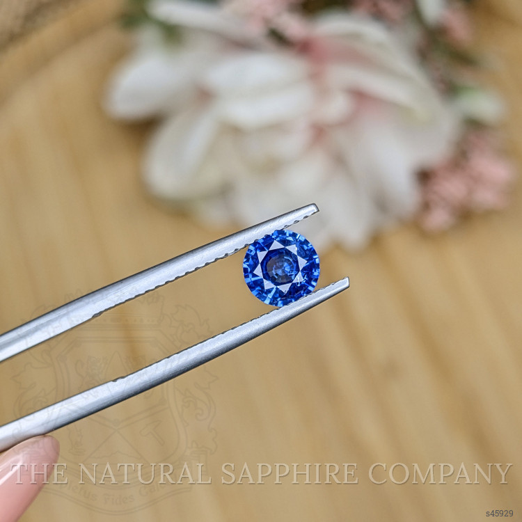 0.85 Ct. Blue Sapphire from Ceylon (Sri Lanka)