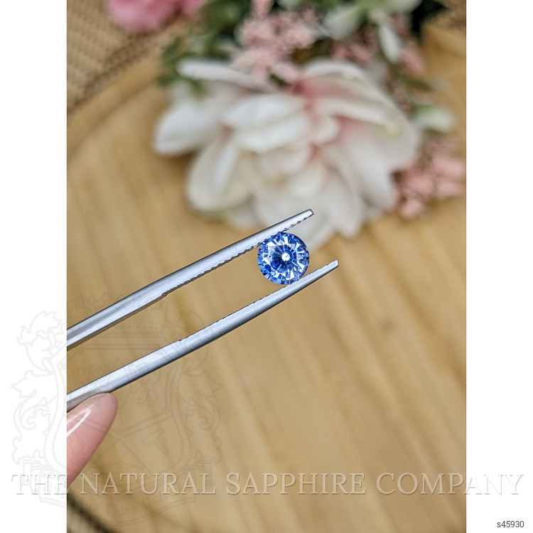 1.00 Ct. Blue Sapphire from Ceylon (Sri Lanka)