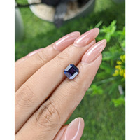 2.03 Ct. Purplish Blue Sapphire from Tanzania Life Style
