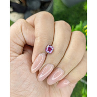1.09 Ct. Purplish Pink Sapphire from Tanzania Life Style