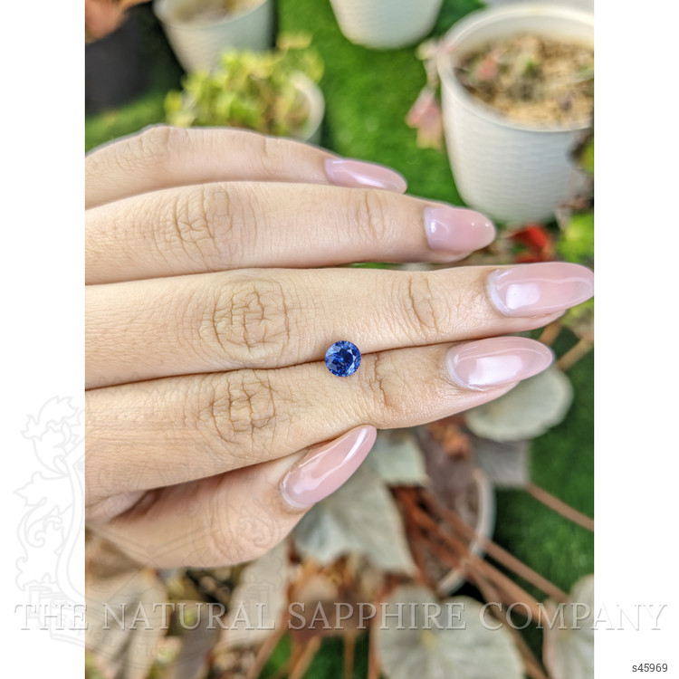 0.99 Ct. Blue Sapphire from Ceylon (Sri Lanka)