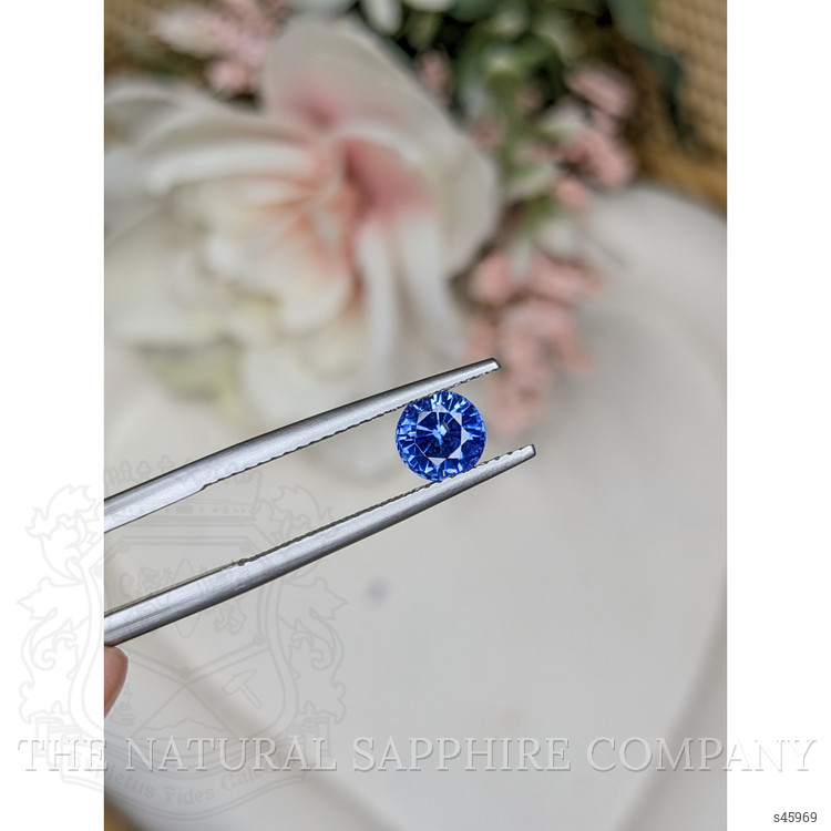 0.99 Ct. Blue Sapphire from Ceylon (Sri Lanka)