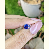 1.07 Ct. Blue Sapphire from Ceylon (Sri Lanka) Life Style