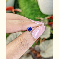 0.44 Ct. Blue Sapphire from Ceylon (Sri Lanka) Life Style