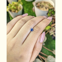 0.53 Ct. Blue Sapphire from Ceylon (Sri Lanka) Life Style