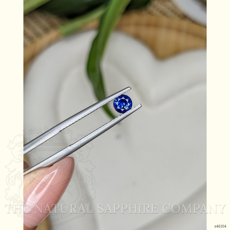 0.41 Ct. Blue Sapphire from Ceylon (Sri Lanka)