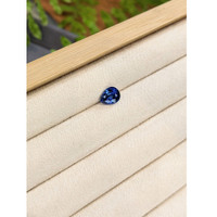 2.16 Ct. Blue Sapphire from Ceylon (Sri Lanka) Life Style