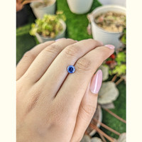 0.96 Ct. Blue Sapphire from Ceylon (Sri Lanka) Life Style