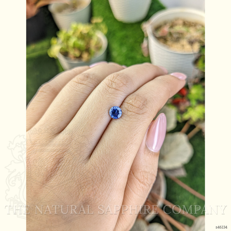 0.96 Ct. Blue Sapphire from Ceylon (Sri Lanka)
