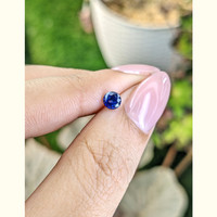 0.61 Ct. Blue Sapphire from Ceylon (Sri Lanka) Life Style