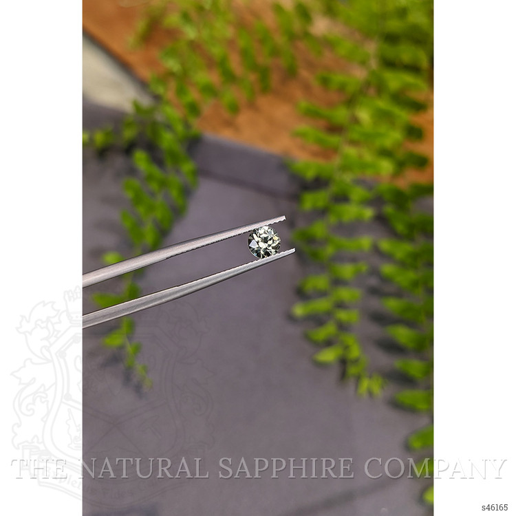 0.76 Ct. Yellowish Green Sapphire from Ceylon (Sri Lanka)