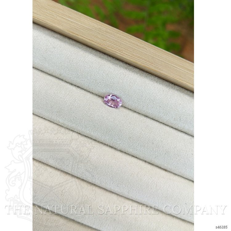 0.70 Ct. Pink Sapphire from Ceylon (Sri Lanka)