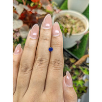 0.46 Ct. Blue Sapphire from Ceylon (Sri Lanka) Life Style
