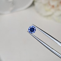 0.42 Ct. Blue Sapphire from Ceylon (Sri Lanka) Life Style