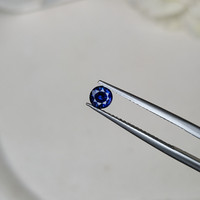 0.46 Ct. Blue Sapphire from Ceylon (Sri Lanka) Life Style