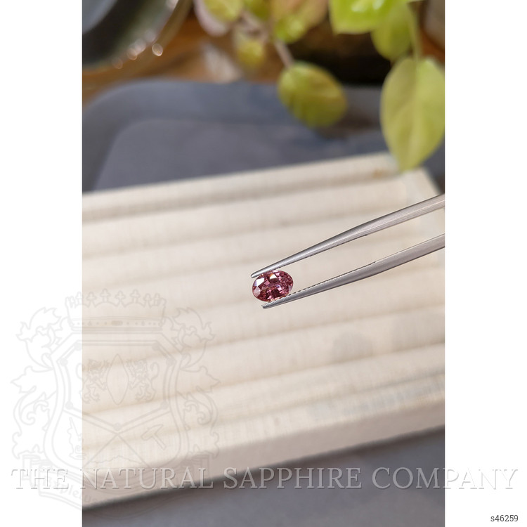 0.95 Ct. Reddish Pink Sapphire from Ceylon (Sri Lanka)