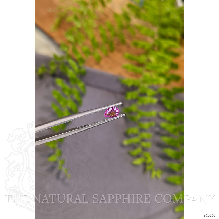 0.49 Ct. Pink Sapphire from Ceylon (Sri Lanka)