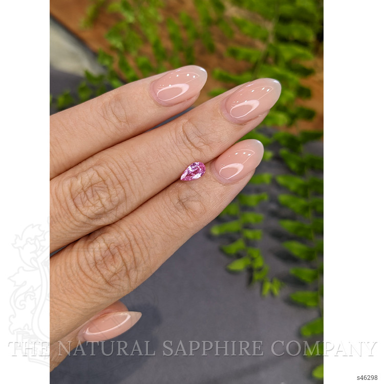 0.45 Ct. Pink Sapphire from Ceylon (Sri Lanka)