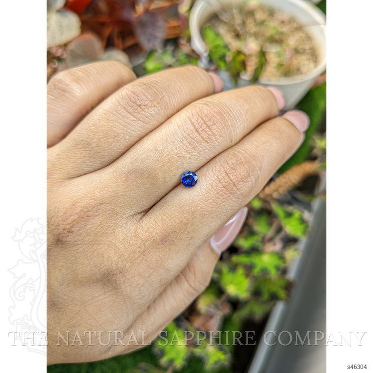 0.48 Ct. Blue Sapphire from Ceylon (Sri Lanka)