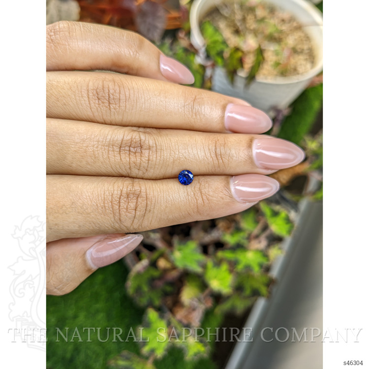0.48 Ct. Blue Sapphire from Ceylon (Sri Lanka)