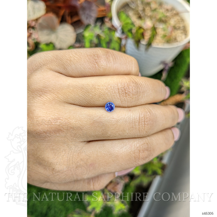0.47 Ct. Blue Sapphire from Ceylon (Sri Lanka)