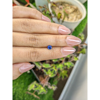 0.52 Ct. Blue Sapphire from Ceylon (Sri Lanka) Life Style
