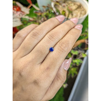 0.47 Ct. Blue Sapphire from Ceylon (Sri Lanka) Life Style