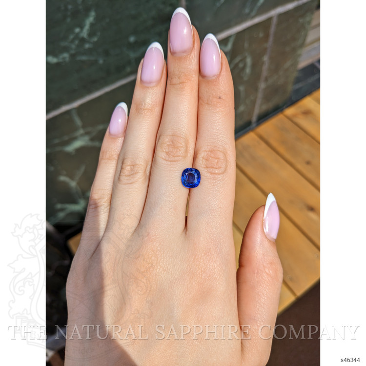 4.07 Ct. Blue Sapphire from Ceylon (Sri Lanka)