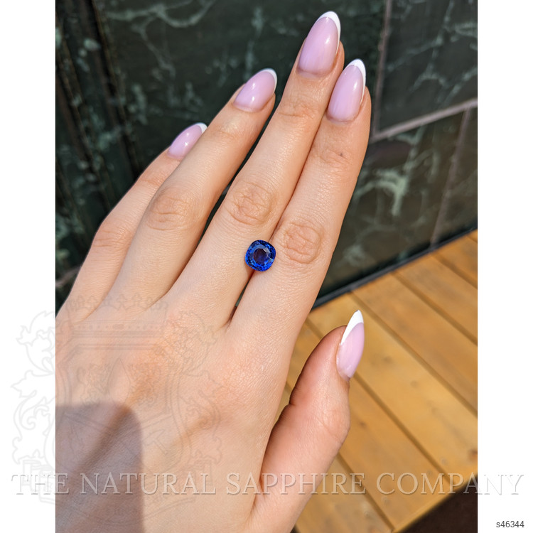 4.07 Ct. Blue Sapphire from Ceylon (Sri Lanka)