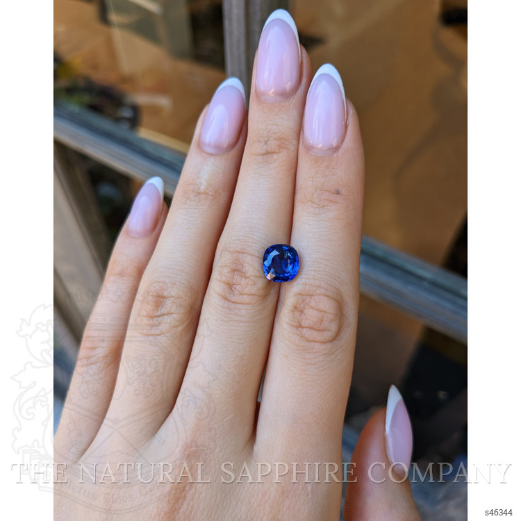 4.07 Ct. Blue Sapphire from Ceylon (Sri Lanka)