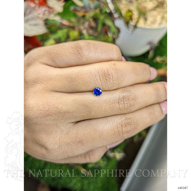 0.41 Ct. Blue Sapphire from Ceylon (Sri Lanka)