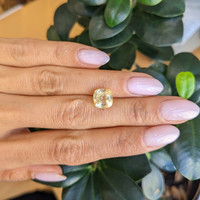 4.03 Ct. Yellow Sapphire from Ceylon (Sri Lanka) Life Style
