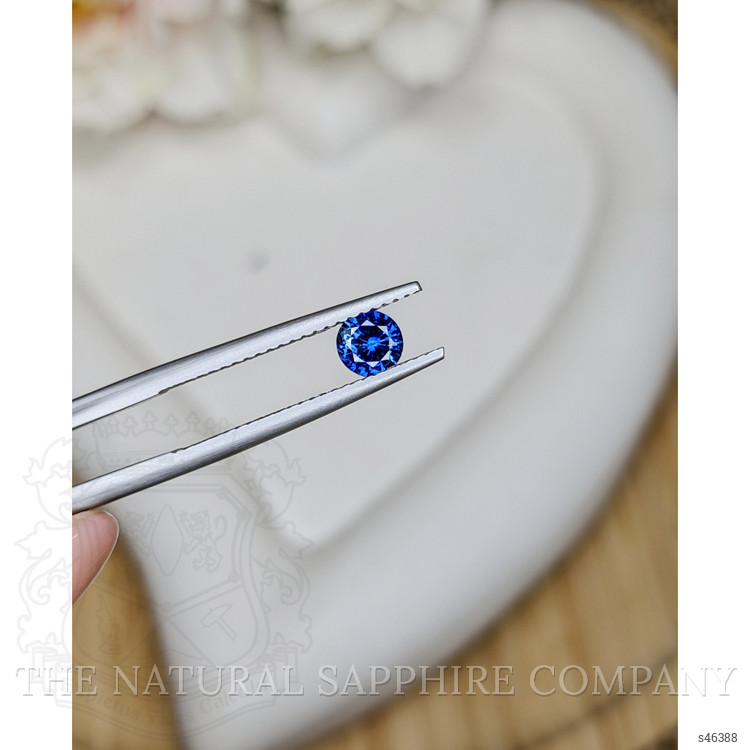 0.46 Ct. Blue Sapphire from Ceylon (Sri Lanka)