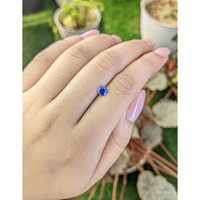 0.49 Ct. Blue Sapphire from Ceylon (Sri Lanka) Life Style