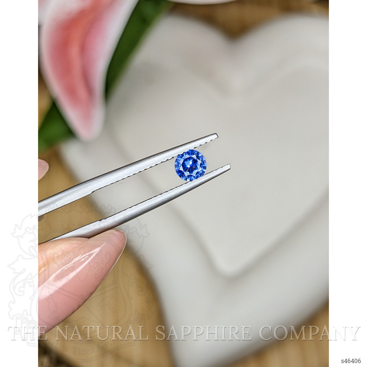 0.41 Ct. Blue Sapphire from Ceylon (Sri Lanka)