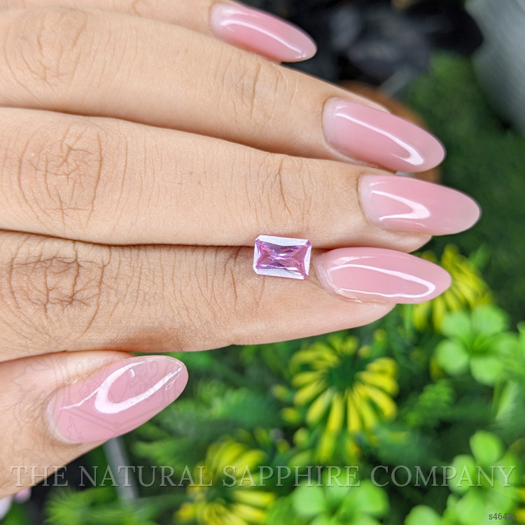 1.01 Ct. Pink Sapphire from Ceylon (Sri Lanka)