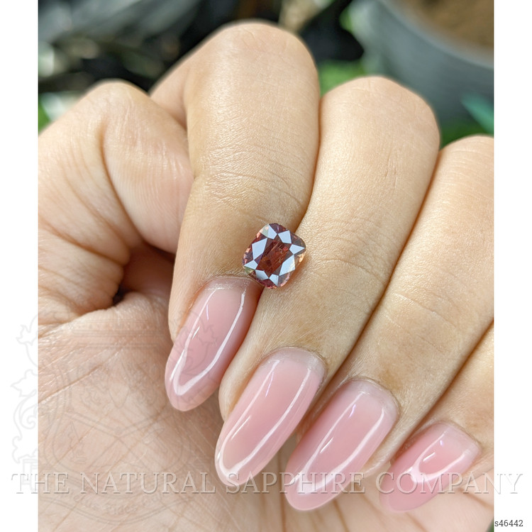 1.64 Ct. Pinkish Brown Sapphire from Tanzania