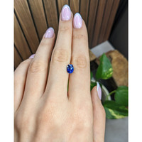2.19 Ct. Blue Sapphire from Ceylon (Sri Lanka) Life Style
