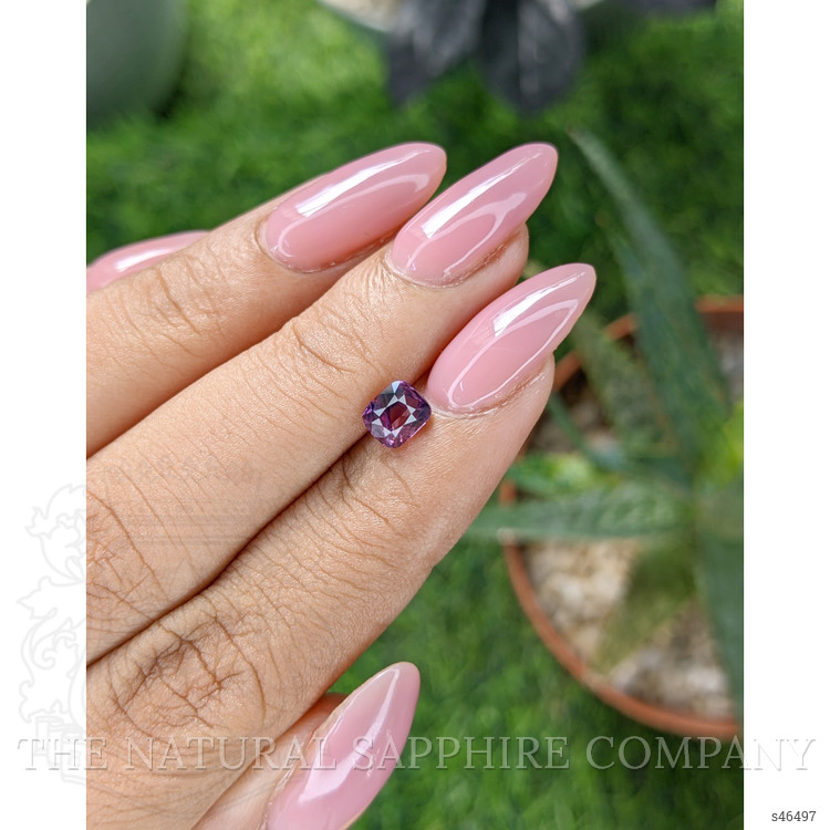1.05 Ct. Pinkish Purple Sapphire from Ceylon (Sri Lanka)