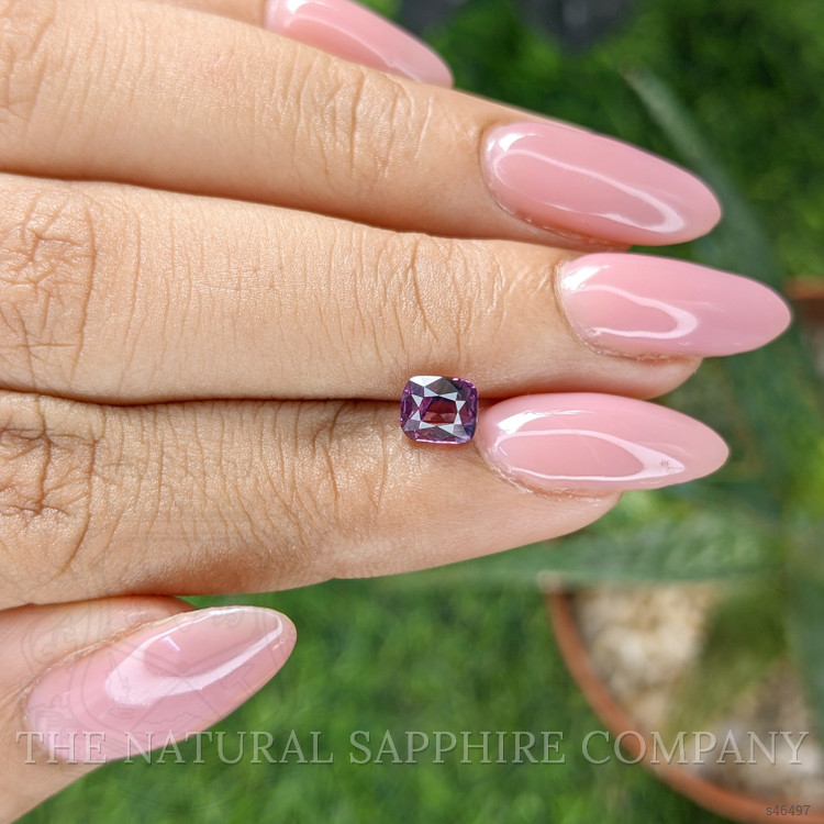 1.05 Ct. Pinkish Purple Sapphire from Ceylon (Sri Lanka)
