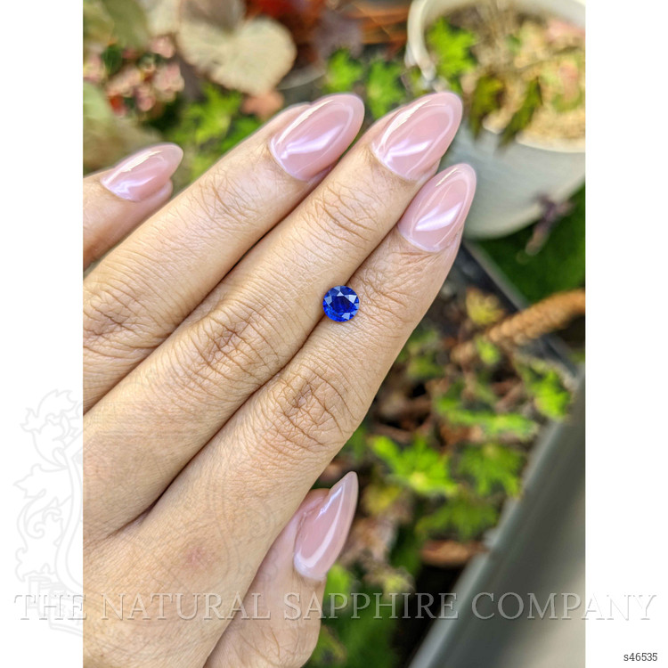 0.91 Ct. Blue Sapphire from Ceylon (Sri Lanka)