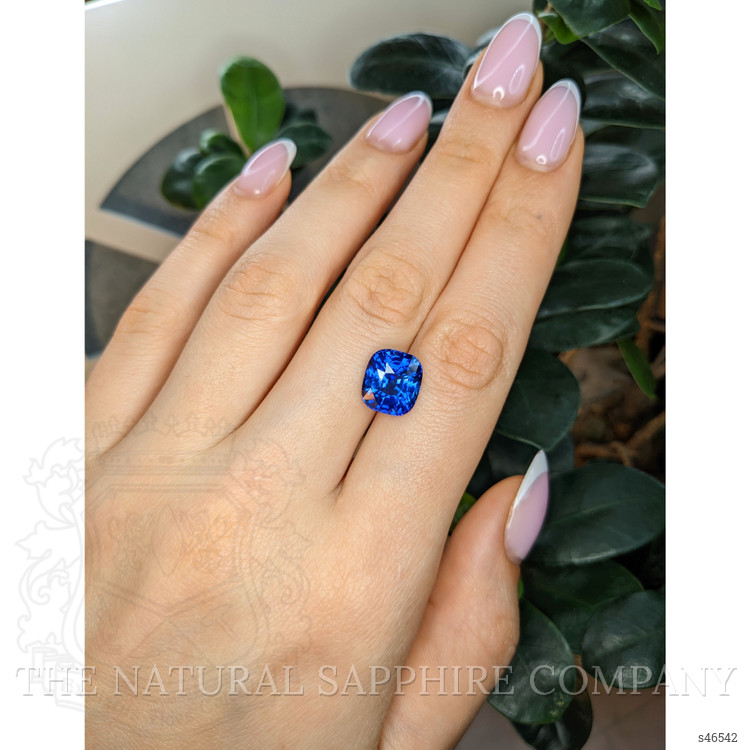 7.13 Ct. Blue Sapphire from Ceylon (Sri Lanka)